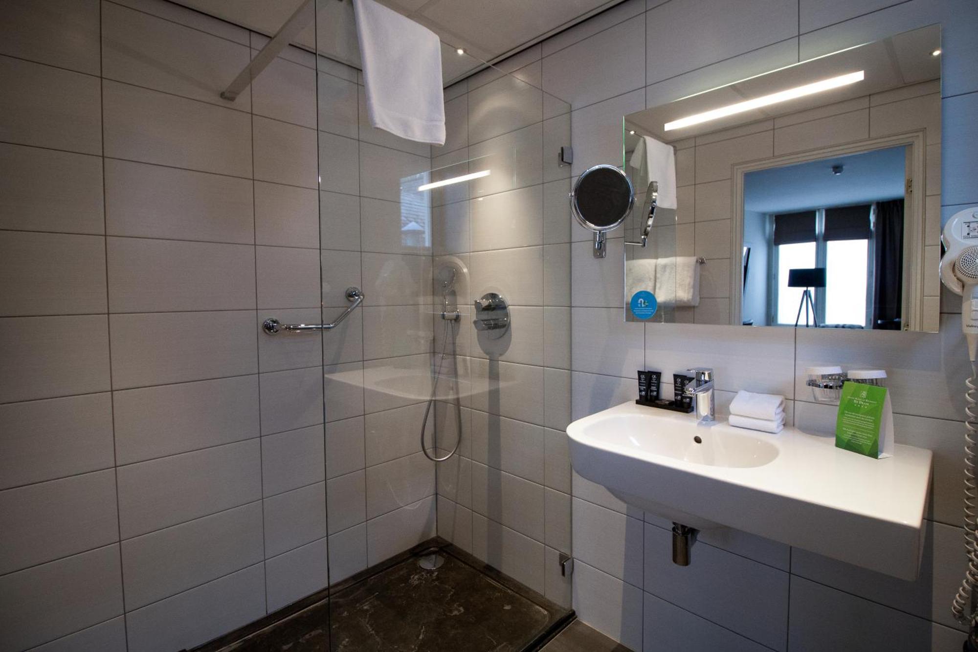 Grand Hotel En Residence De Draak Bergen op Zoom Bilik gambar